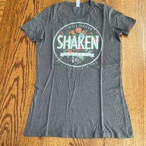 I will never be shaken tee medium